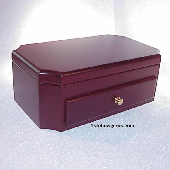 FINAL SALE PRICE Mirrored Wooden Jewelry Box by Mele in Utica, New York - Picture 5 of 6